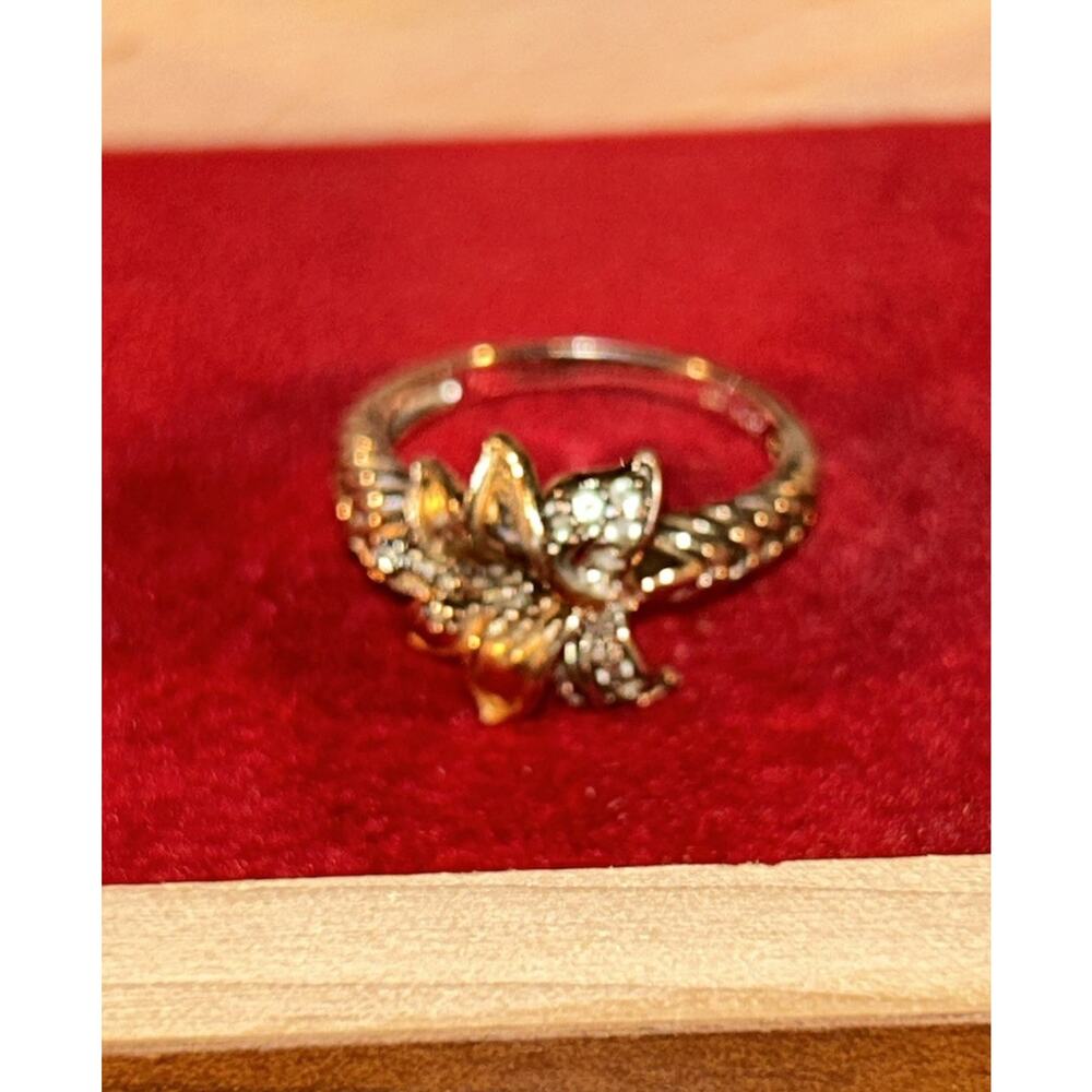 925 Sterling Silver Flower Ring Marcasite Accents Size 6.5-7 Gift Box Included